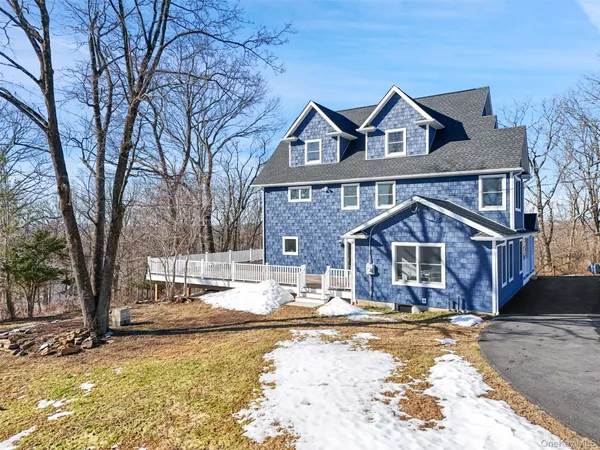 $954,560 | 35 Summit Drive, Mahopac, NY 10541
