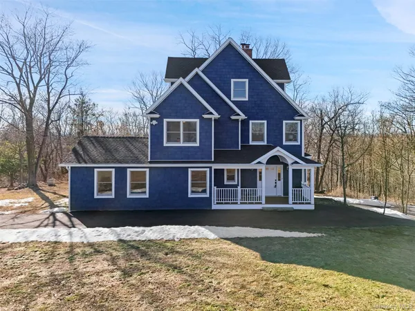 $954,560 | 35 Summit Drive, Mahopac, NY 10541