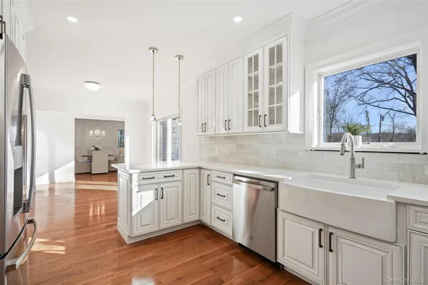 $954,560 | 35 Summit Drive, Mahopac, NY 10541