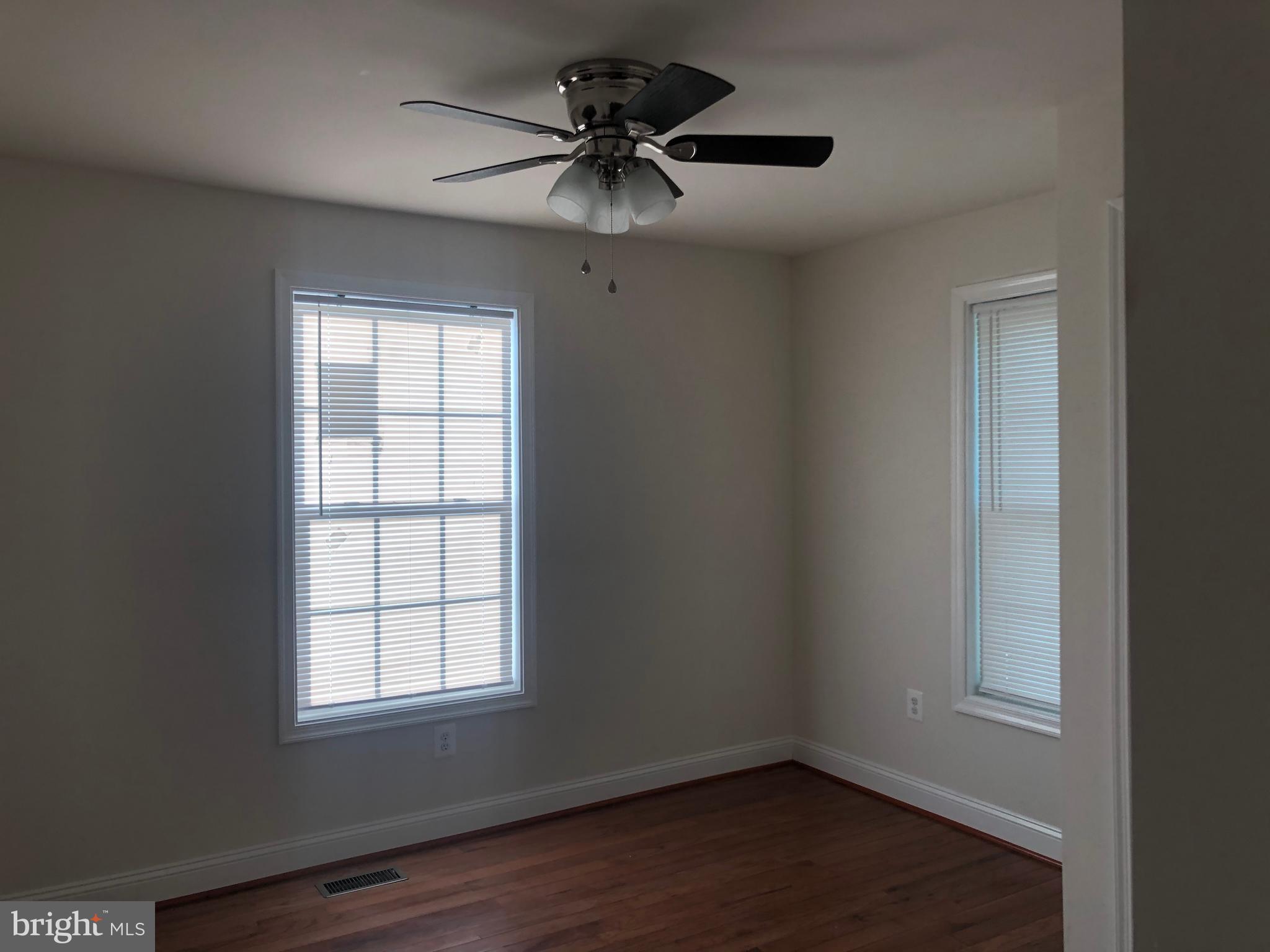 13613 Dumfries Road Manassas, VA 20112 - Photo 13 of 16 Bed room2