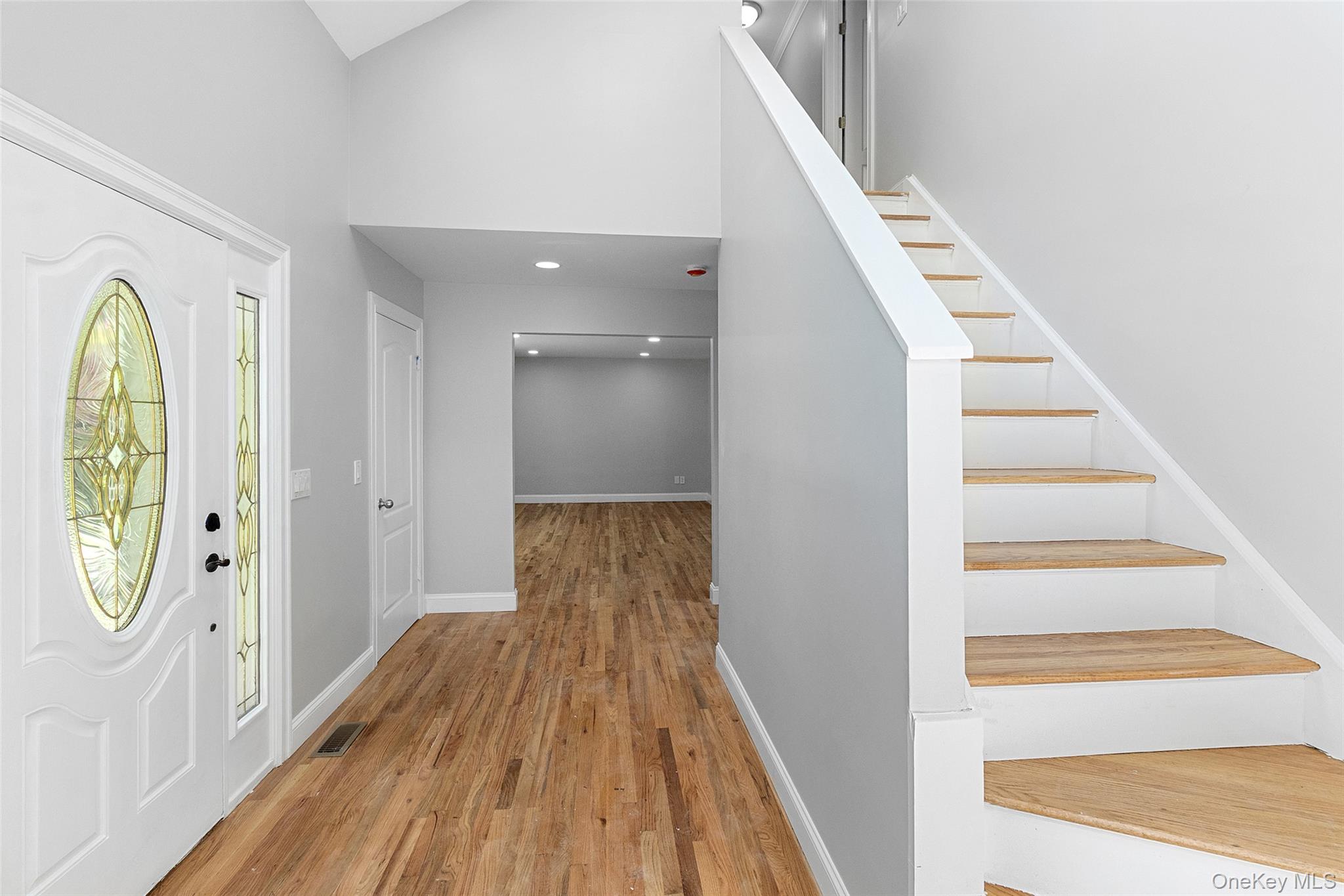 98 Smith Ridge Road South Salem, NY 10590 - Photo 2 of 22