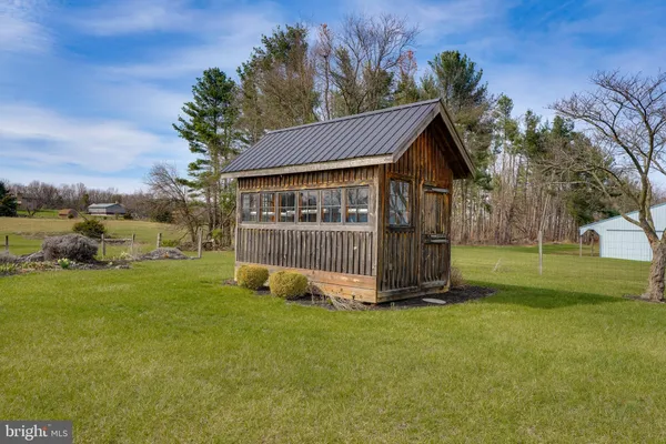 a picture of a bathroom with a sink