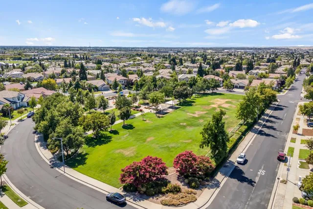 $670,000 | 6624 Maple Creek Drive, Roseville, CA 95678