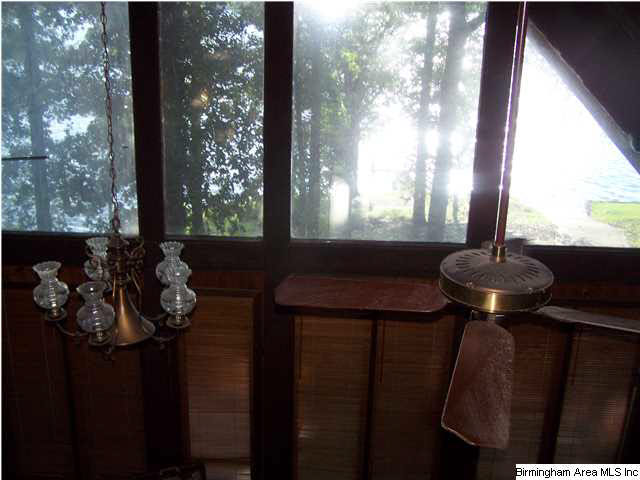 583 Ridgeway Circle Talladega, AL 35160 - Photo 6 of 17