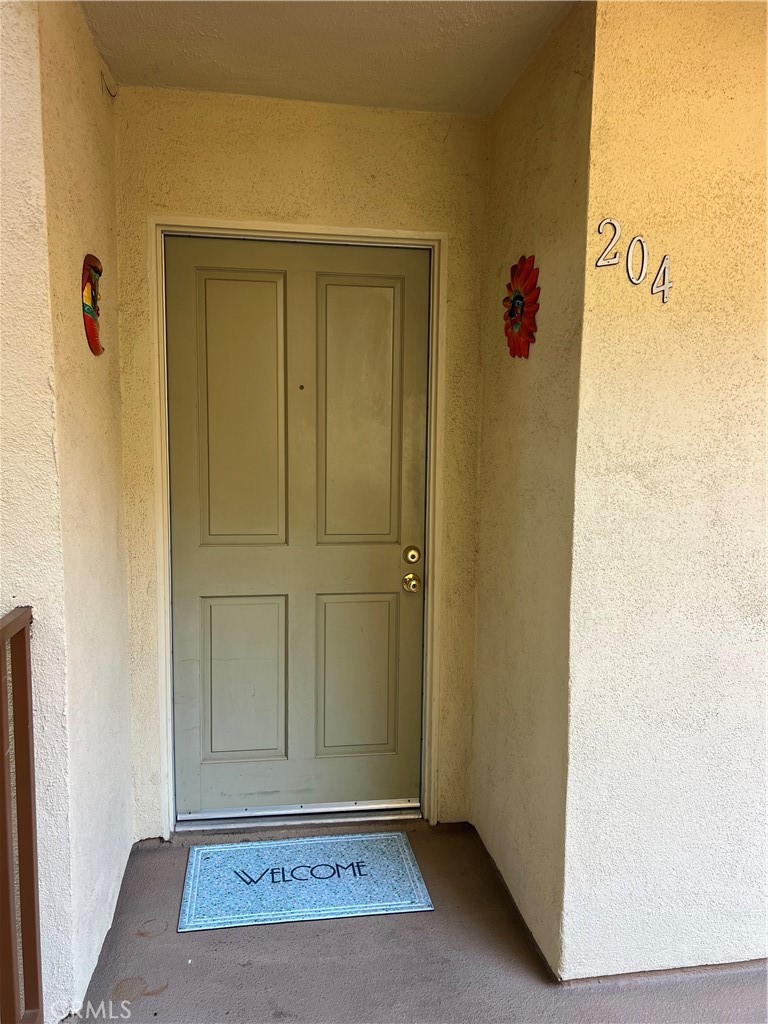3516 East Ransom Street, Unit 204 Long Beach, CA 90804 - Photo 38 of 38 Front door