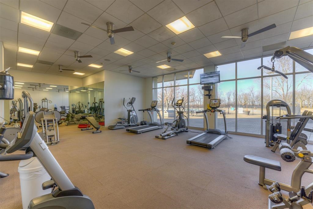 655 Riverside Drive, Unit 205A Memphis, TN 38103 - Photo 18 of 24 a view of a room with gym equipment