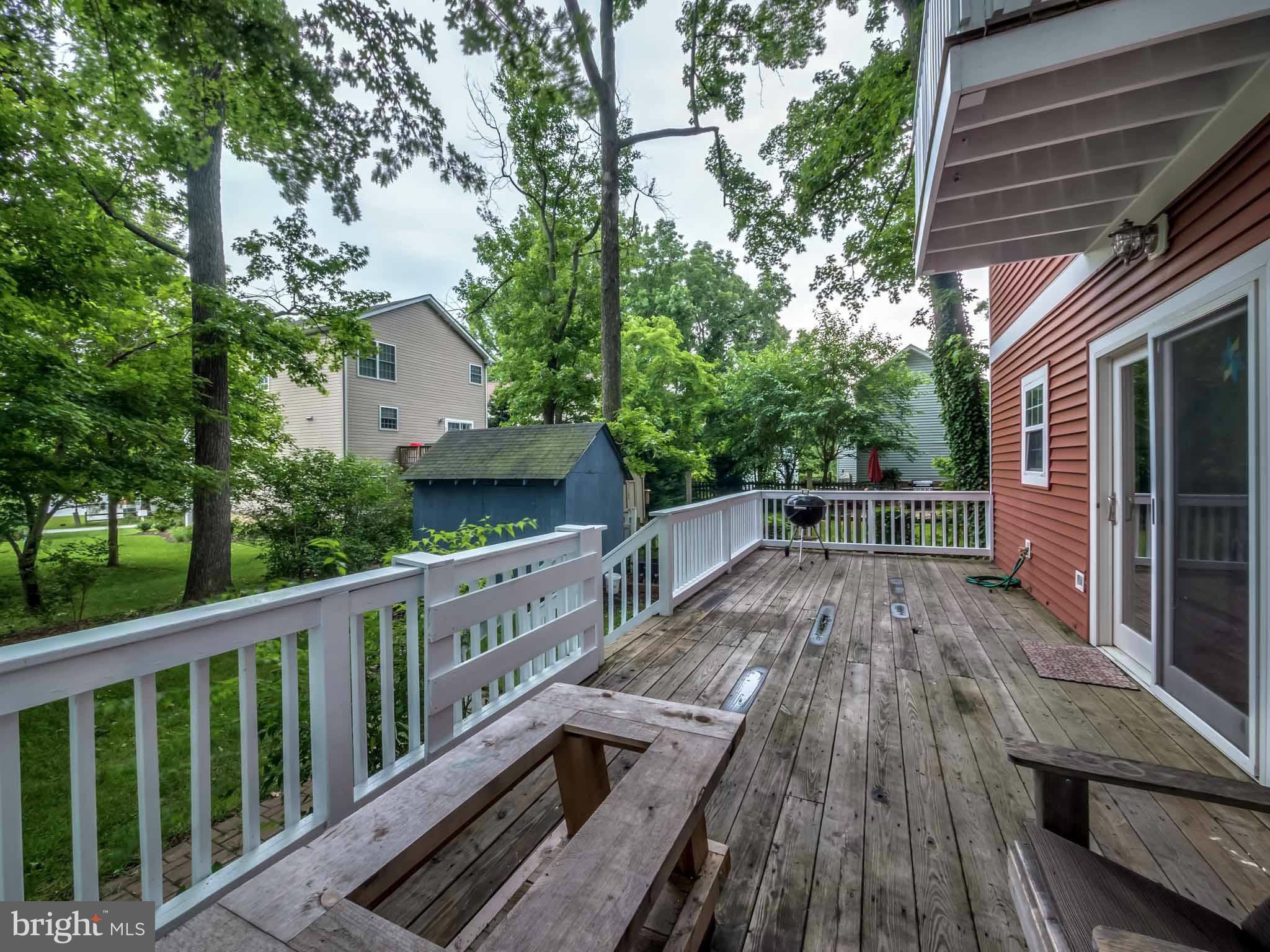 1402 Howard Road Annapolis, MD 21403 - Photo 11 of 29 Exterior (Rear)