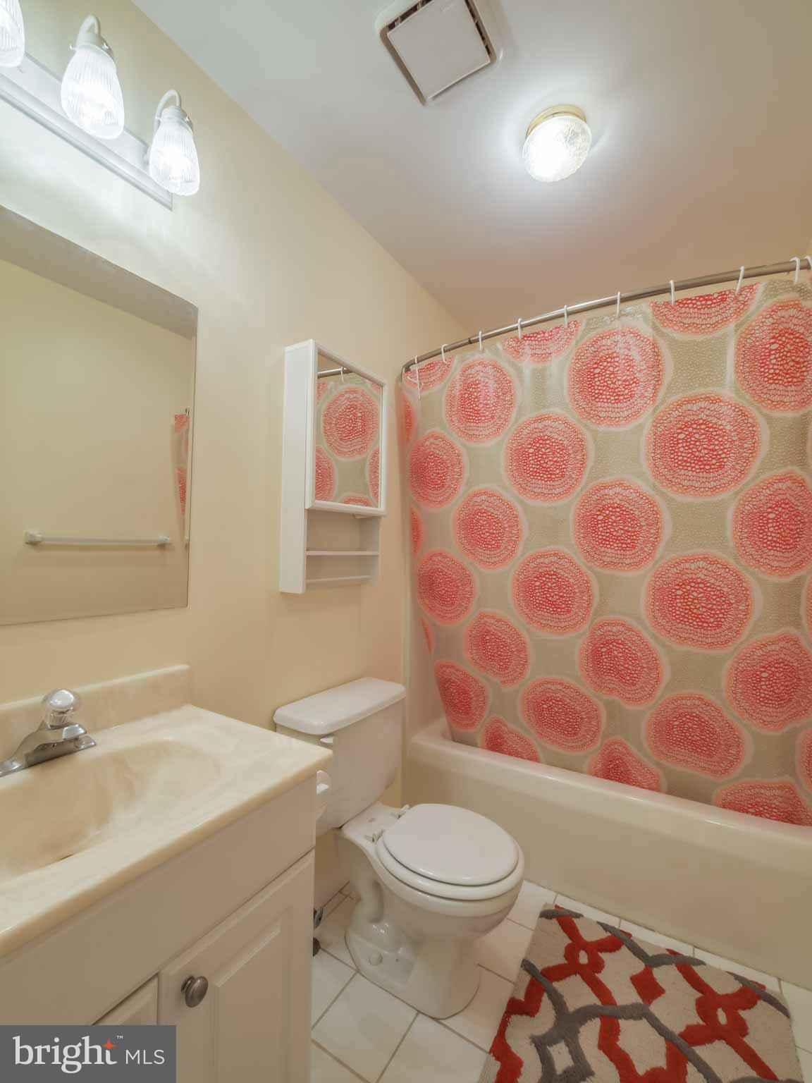 1402 Howard Road Annapolis, MD 21403 - Photo 23 of 29 Bath