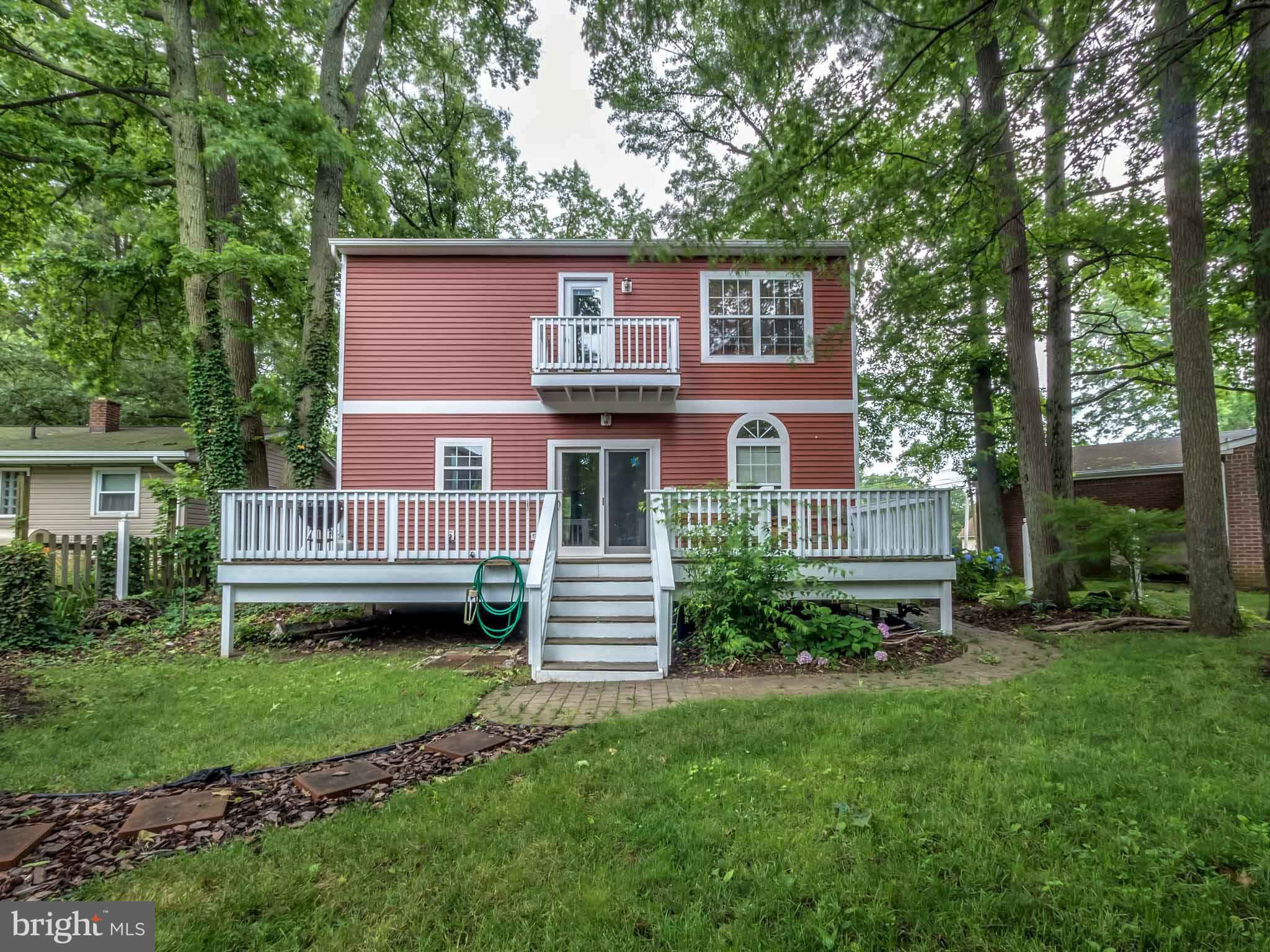 1402 Howard Road Annapolis, MD 21403 - Photo 28 of 29 Exterior (Rear)