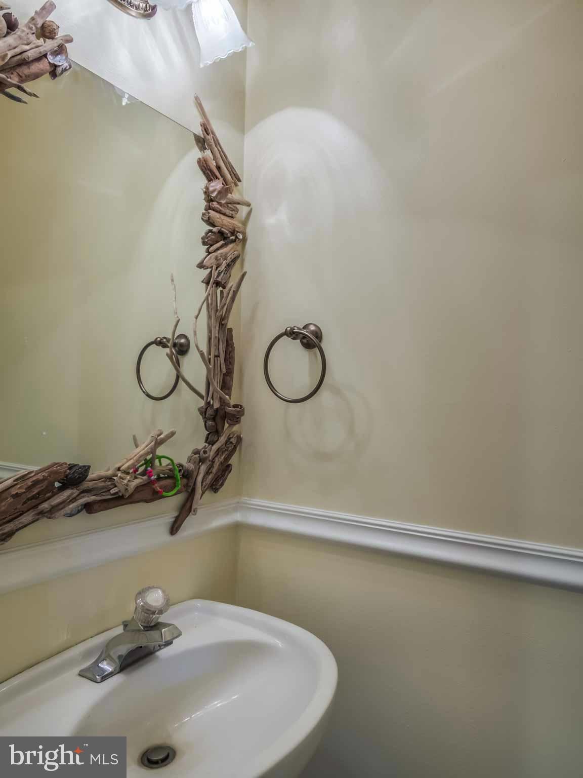 1402 Howard Road Annapolis, MD 21403 - Photo 6 of 29 Bath