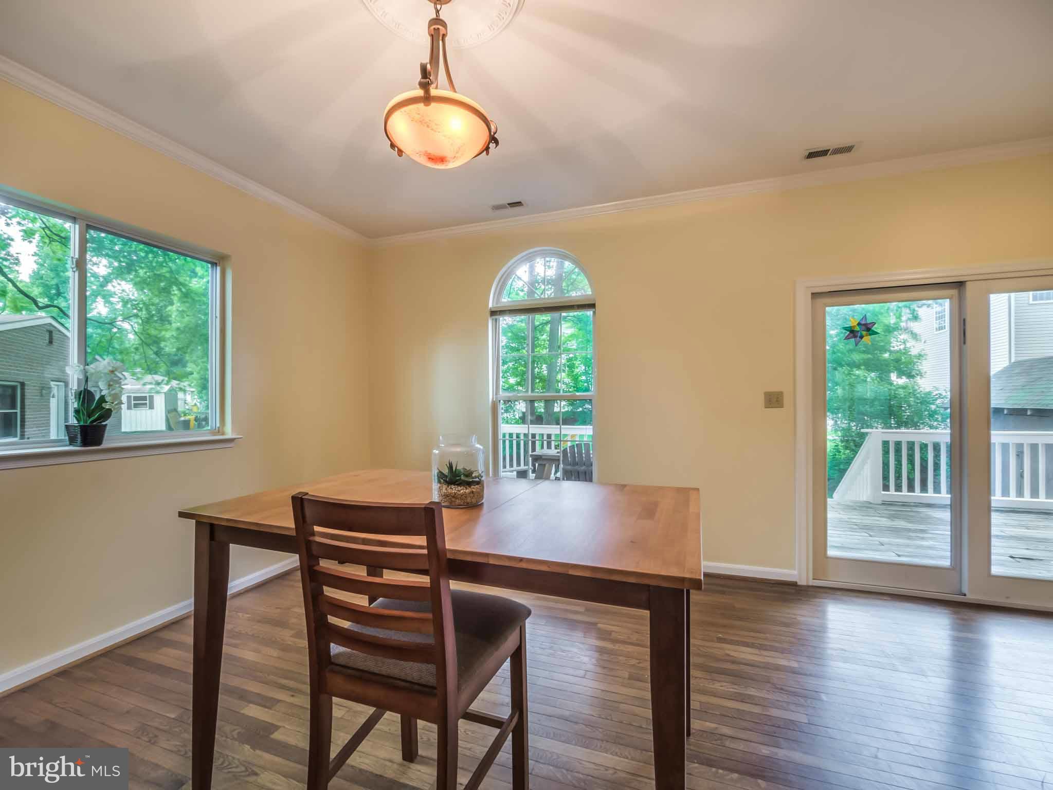 1402 Howard Road Annapolis, MD 21403 - Photo 9 of 29 Dining Room