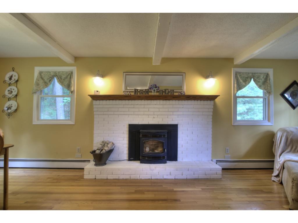 60 Alexander Road Londonderry, NH 03053 - Photo 7 of 19
