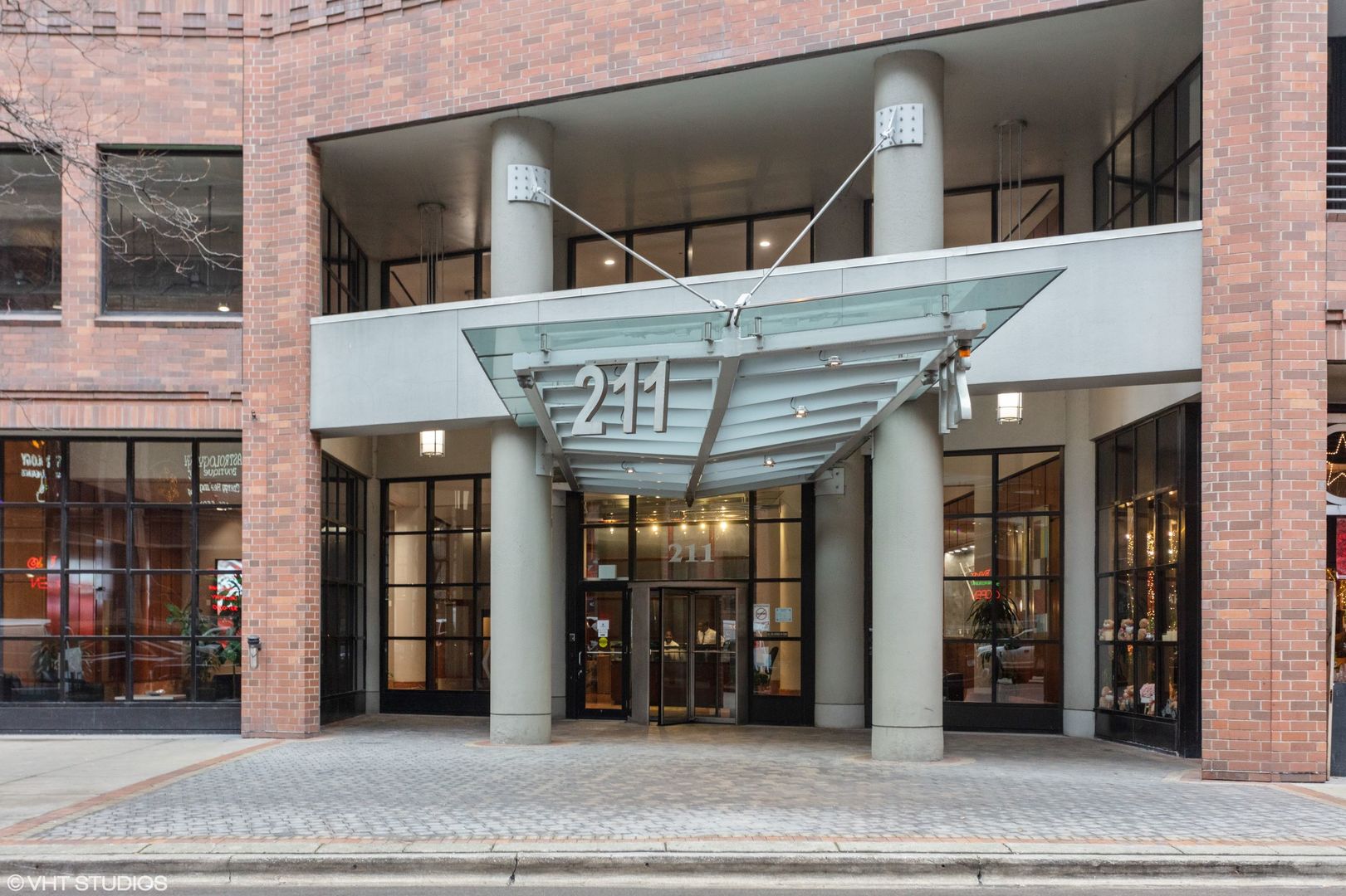 211 East Ohio St Unit 917  