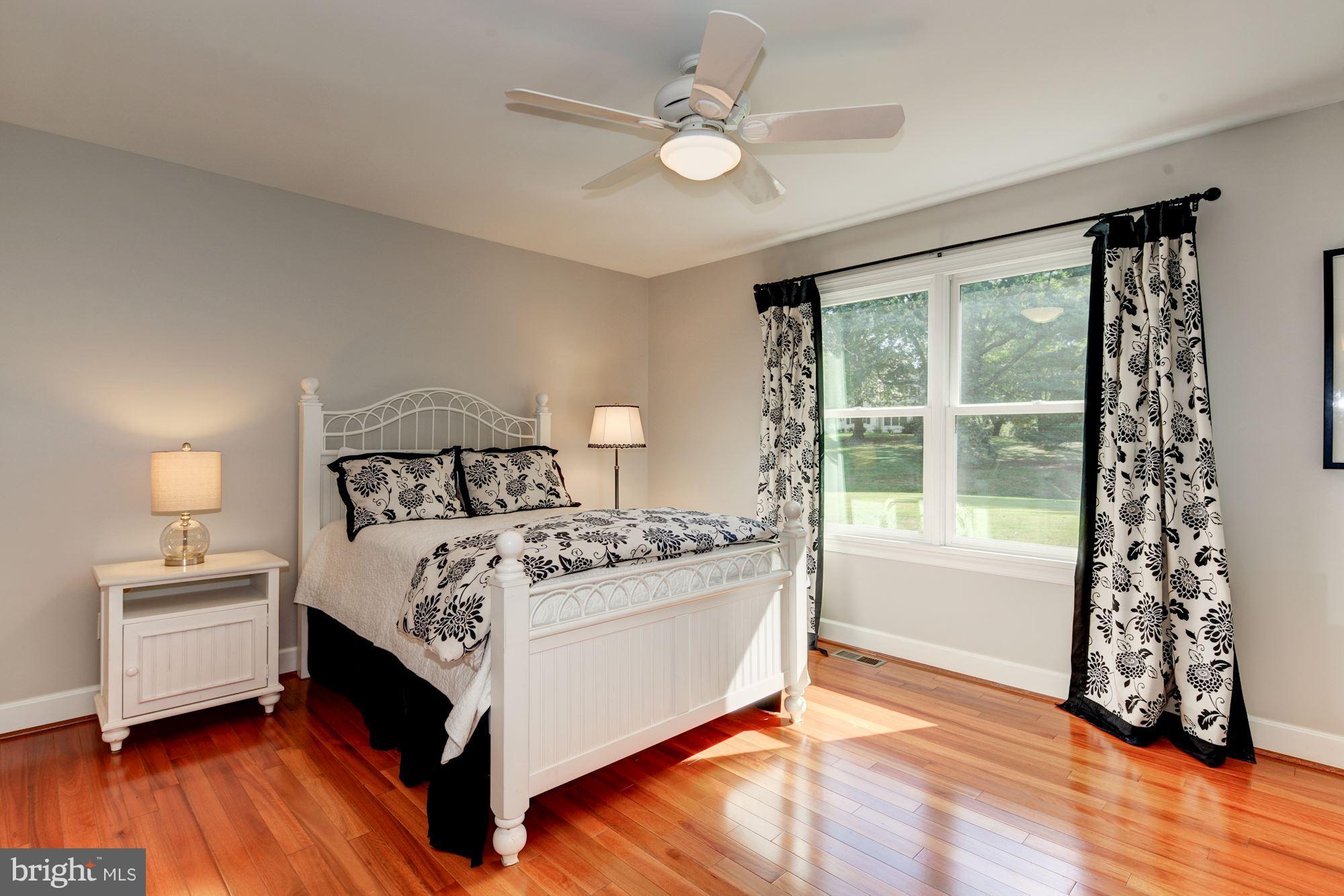 1210 Buckingham Road Arnold, MD 21012 - Photo 17 of 29 Bedroom