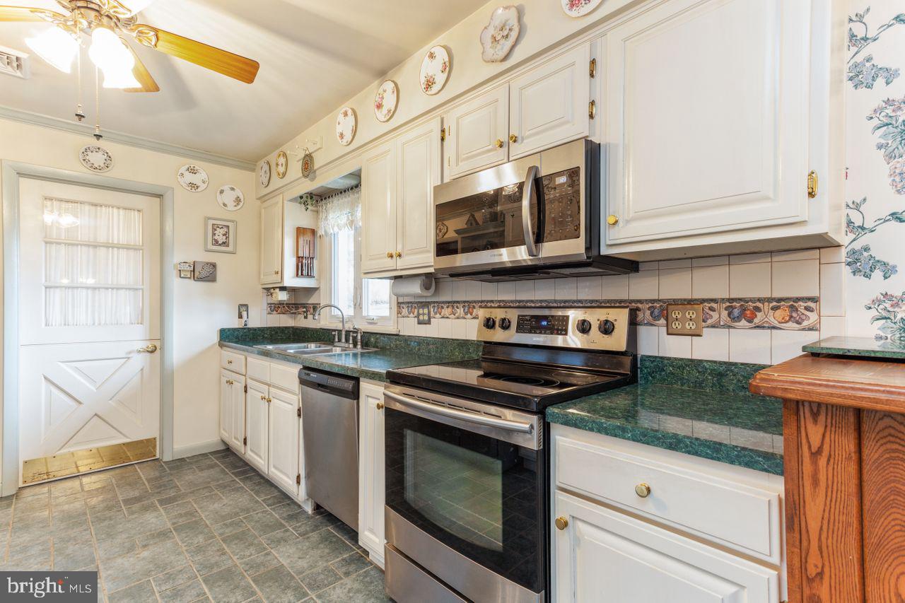 251 Stem Road Union Bridge, MD 21791 - Photo 12 of 48