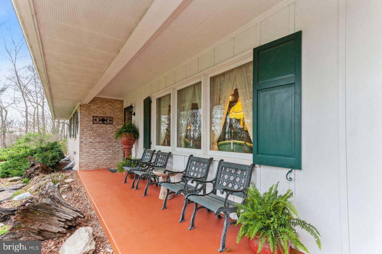 251 Stem Road Union Bridge, MD 21791 - Photo 5 of 48