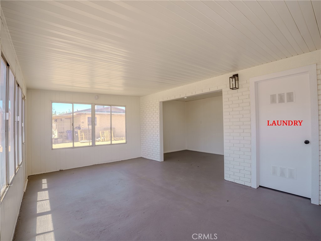 21865 Fox Apple Valley, CA 92307 - Photo 17 of 27 a view of an empty room with a window