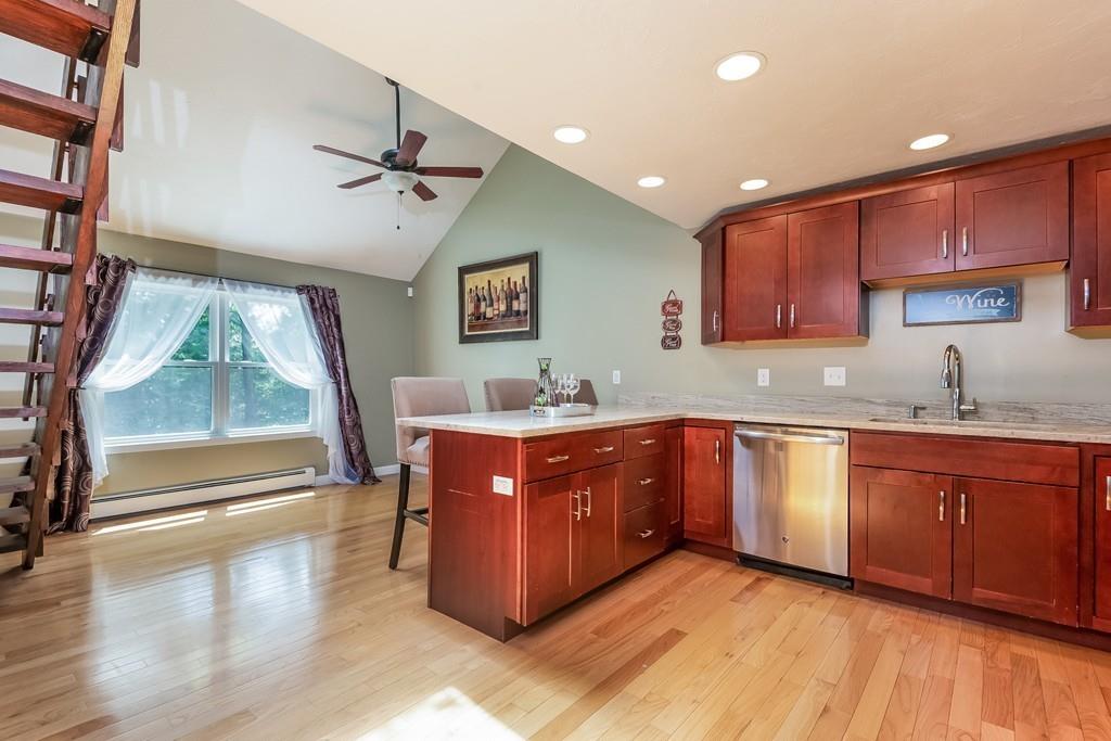7 Edgewood Road Southborough, MA 01772 - Photo 8 of 28