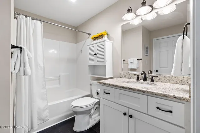 $319,900 | 3350 Club Villas Drive, Unit 2104, Southport, NC 28461