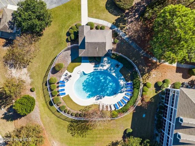 $319,900 | 3350 Club Villas Drive, Unit 2104, Southport, NC 28461