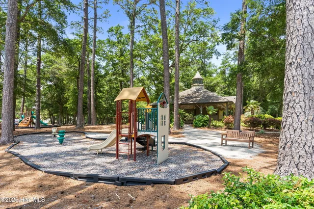 $319,900 | 3350 Club Villas Drive, Unit 2104, Southport, NC 28461