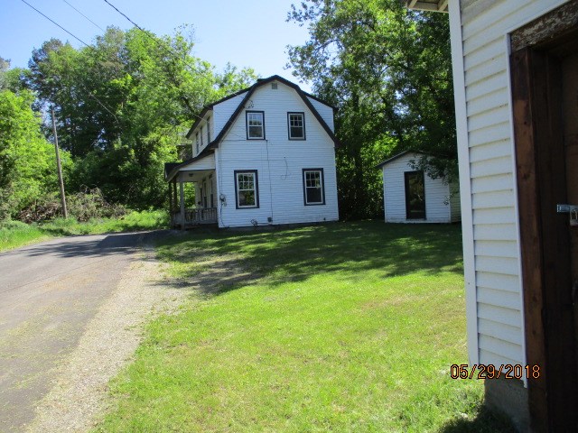 21 Howland Street Barre, VT 05641 - Photo 2 of 12 Gallery Image 2