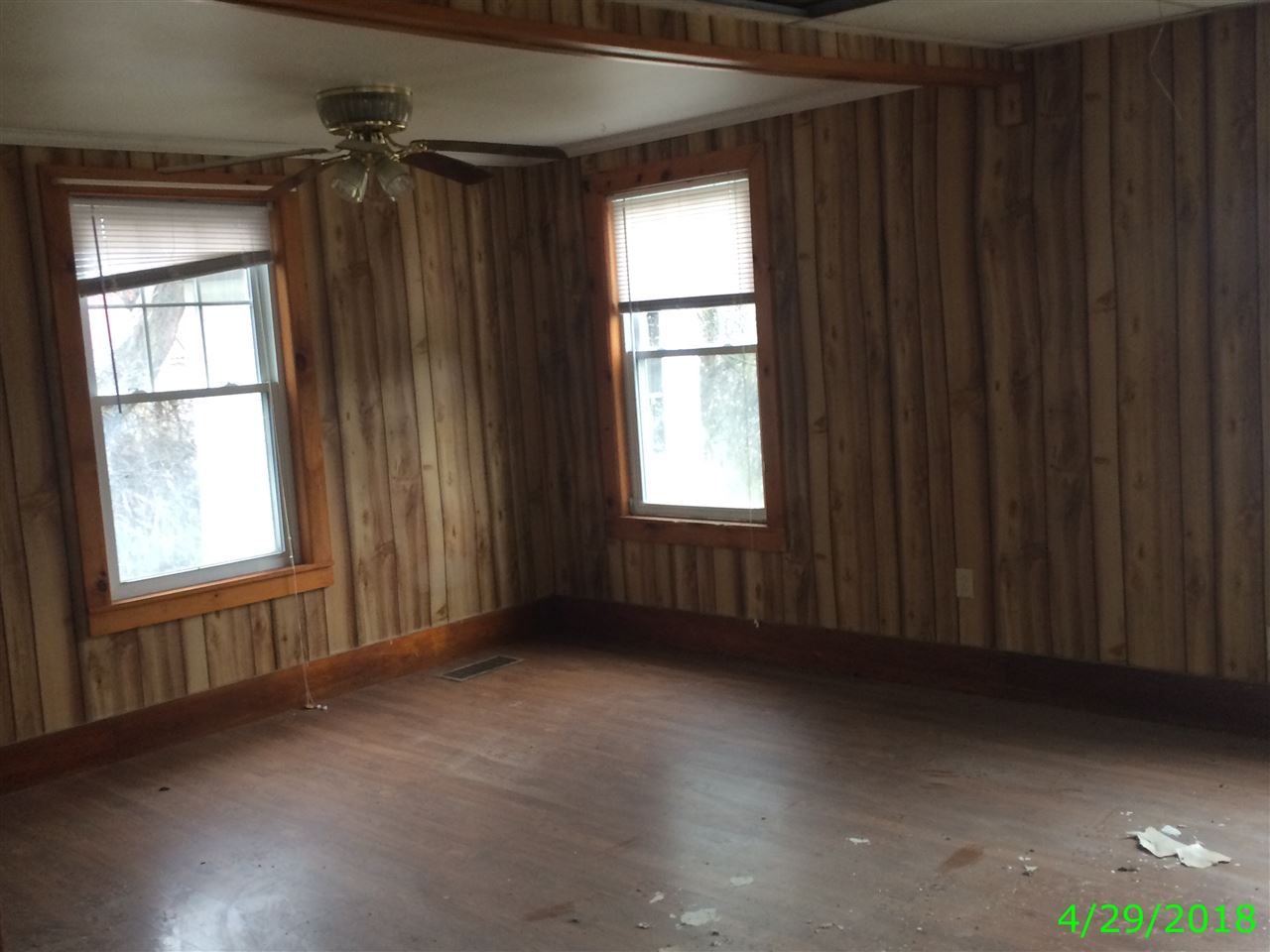 21 Howland Street Barre, VT 05641 - Photo 4 of 12 Gallery Image 4