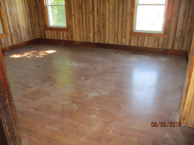 21 Howland Street Barre, VT 05641 - Photo 5 of 12 Gallery Image 5