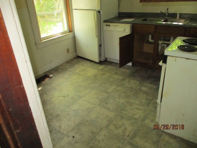21 Howland Street Barre, VT 05641 - Photo 6 of 12 Gallery Image 6