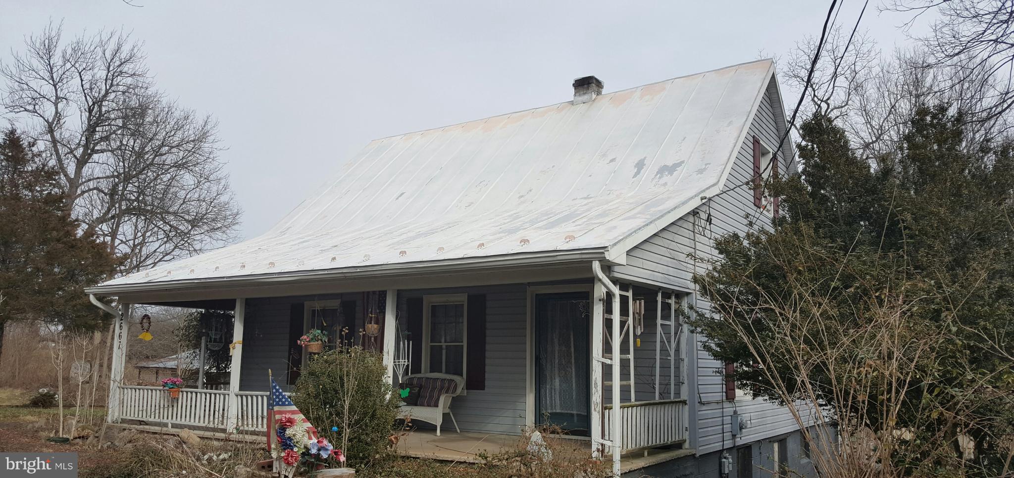 Exterior (Front)