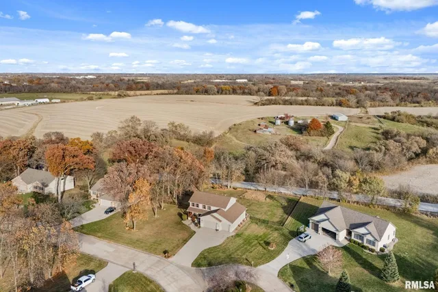 $479,900 | 9933 123rd Street, Davenport, IA 52804