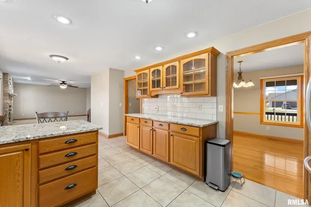 $479,900 | 9933 123rd Street, Davenport, IA 52804