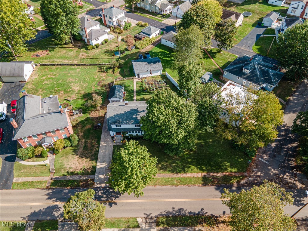 540 Cambridge Road Coshocton, OH 43812 - Photo 9 of 38 Aerial perspective of suburban area