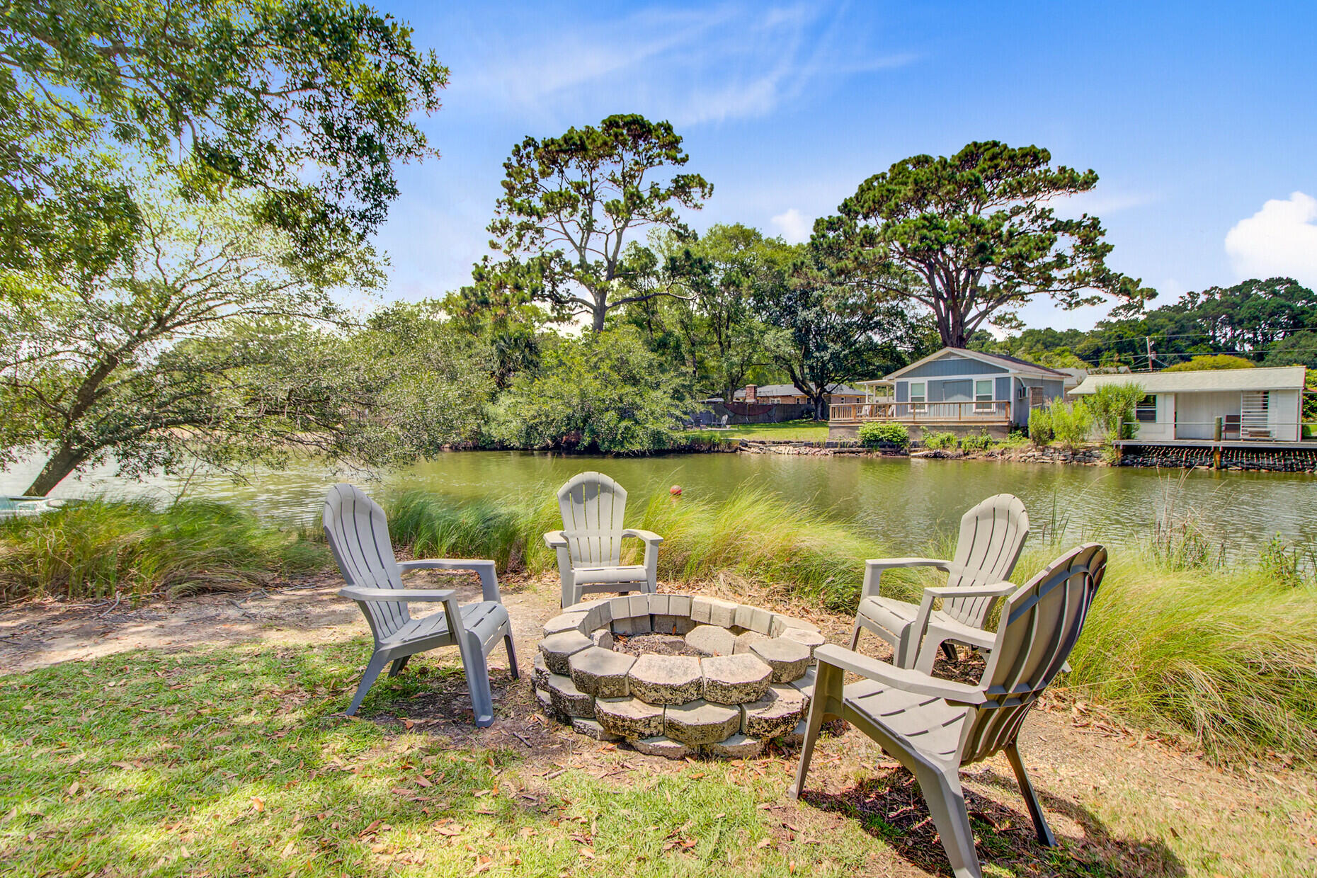 634 Lynne Avenue Charleston, SC 29412 - Photo 2 of 76 634 Lynne Ave