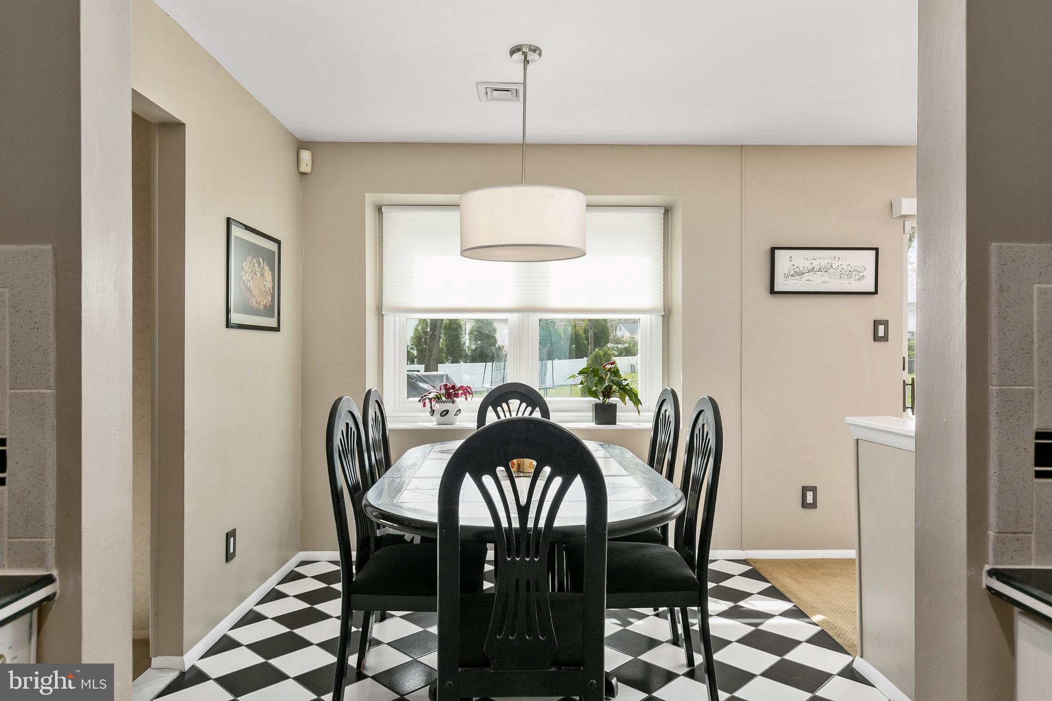 102 Parry Road Cinnaminson, NJ 08077 - Photo 14 of 29 Eat-In Kitchen