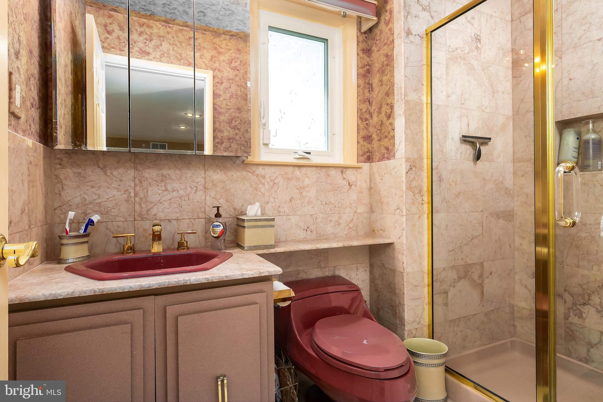 102 Parry Road Cinnaminson, NJ 08077 - Photo 21 of 29 Master Bath