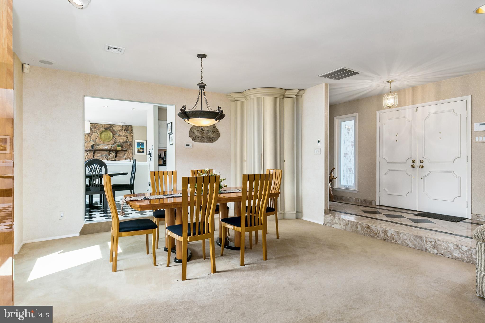 102 Parry Road Cinnaminson, NJ 08077 - Photo 10 of 29 Dining Room
