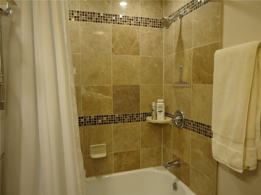 179 Parkedge Road Green Tree, PA 15220 - Photo 19 of 25 Bathroom