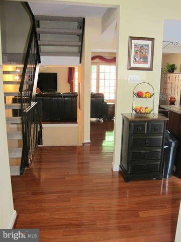 9237 Three Oaks Drive Silver Spring, MD 20901 - Photo 2 of 30 Foyer Entry