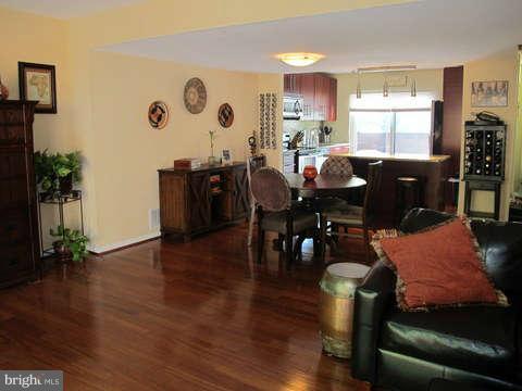 9237 Three Oaks Drive Silver Spring, MD 20901 - Photo 6 of 30 Living and Dining Rooms