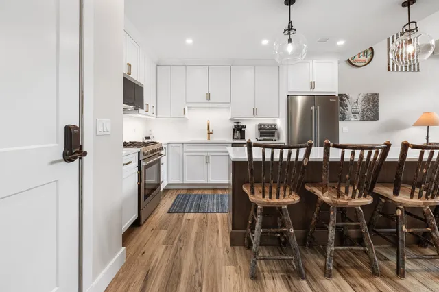 $1,495,000 | 243 Skimobile Road, Unit 355, Conway, NH 03860