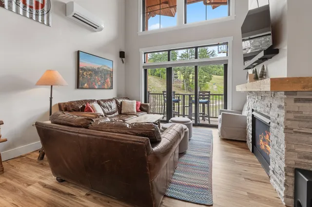 $1,495,000 | 243 Skimobile Road, Unit 355, Conway, NH 03860