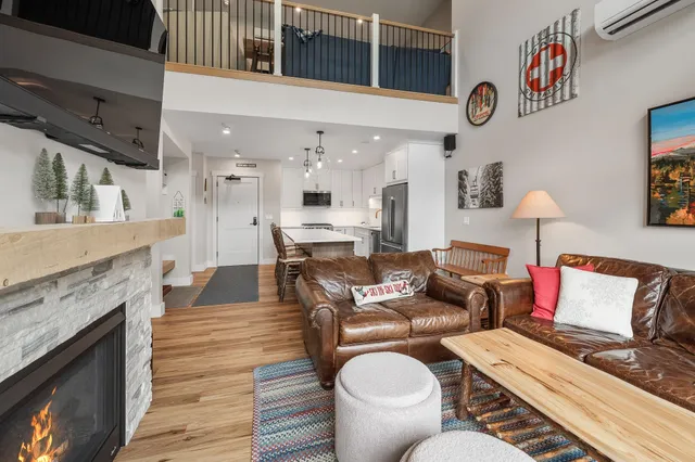 $1,495,000 | 243 Skimobile Road, Unit 355, Conway, NH 03860