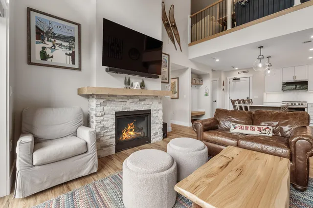 $1,495,000 | 243 Skimobile Road, Unit 355, Conway, NH 03860