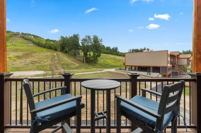 $1,495,000 | 243 Skimobile Road, Unit 355, Conway, NH 03860