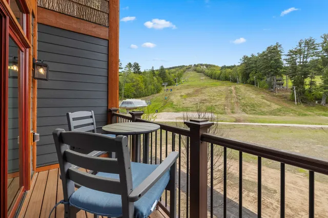 $1,495,000 | 243 Skimobile Road, Unit 355, Conway, NH 03860