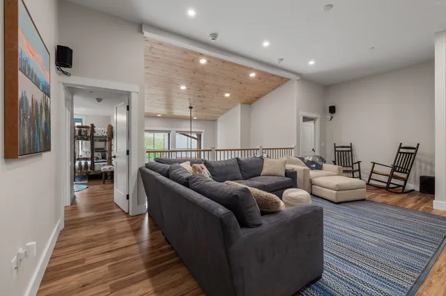 $1,495,000 | 243 Skimobile Road, Unit 355, Conway, NH 03860