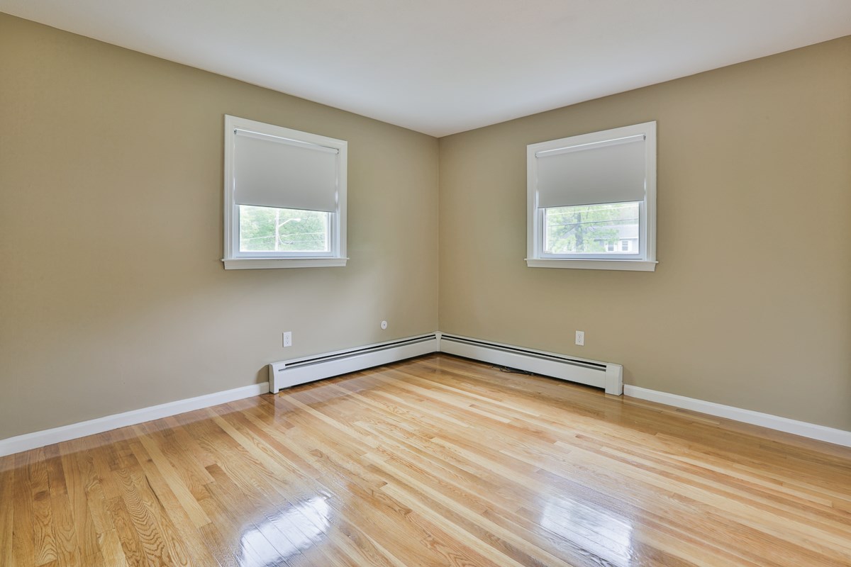35 Walker Road Atkinson, NH 03811 - Photo 21 of 31
