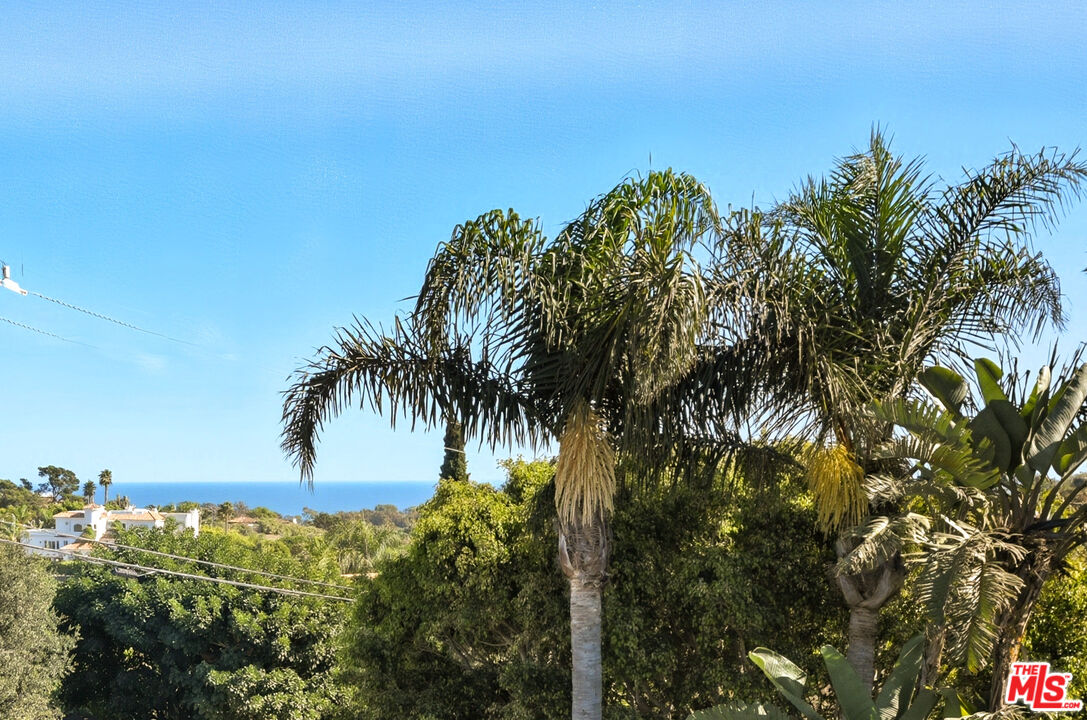 6487 Cavalleri Road, Unit 429 Malibu, CA 90265 - Photo 24 of 41