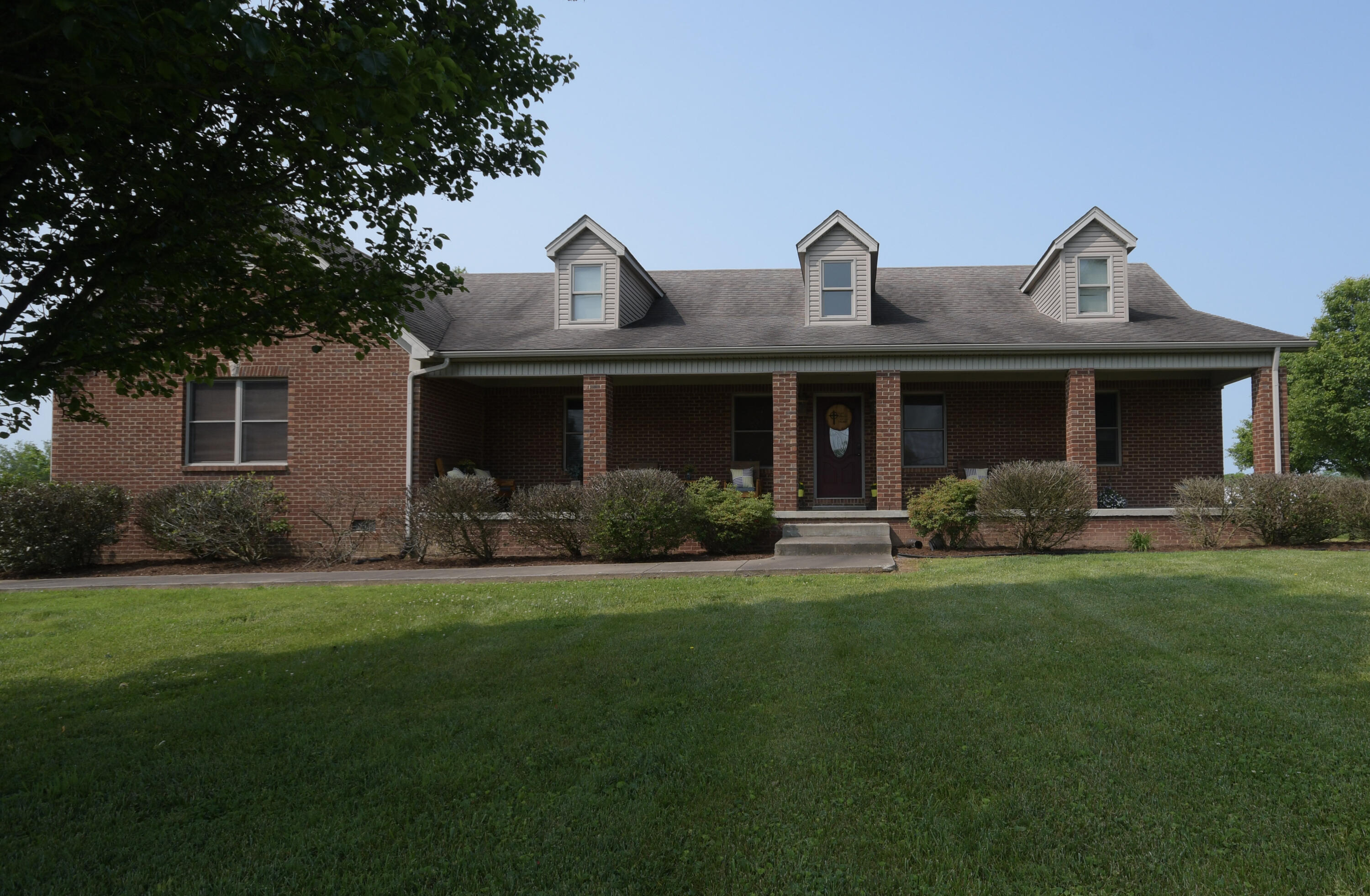 7625 Irvine Road Winchester, KY 40391 - Photo 3 of 78 front-2